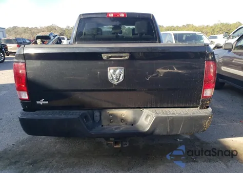 2018 Ram 1500 St z USA, uszkodzony, nr VIN 1C6RR6FT2JS188227